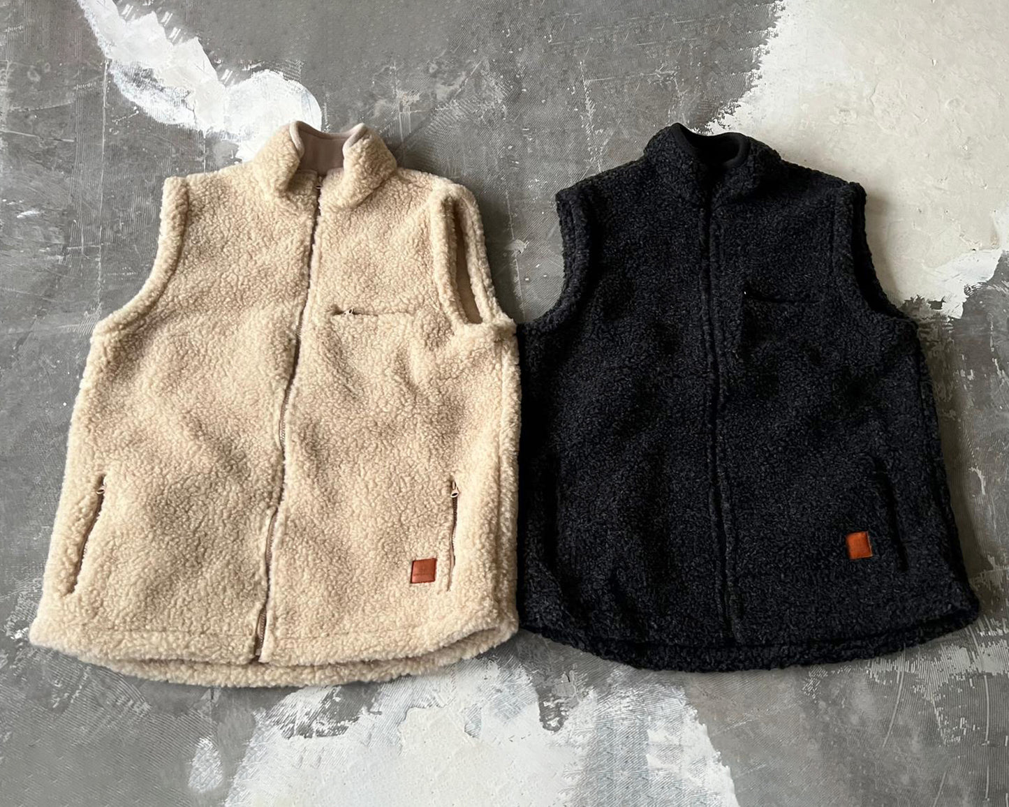 Premium-Schurwoll-Weste | awoolco