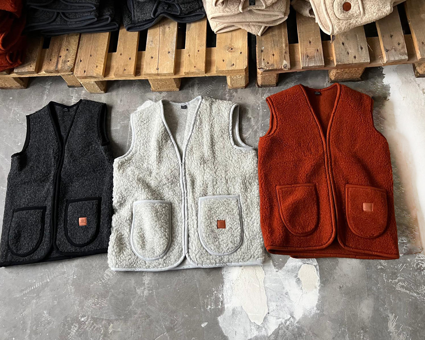 Schurwoll-Weste | awoolco